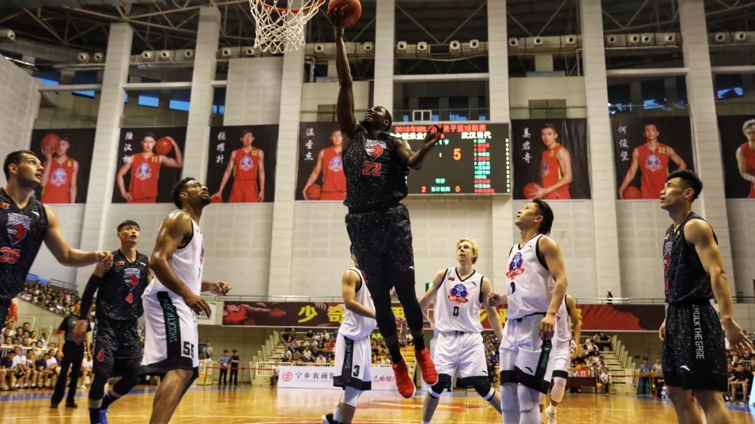 保持两条紧 保持两条紧